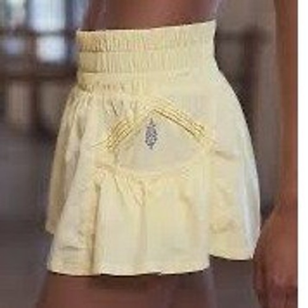 FP Movement Get Your Flirt On Shorts XS High Rise Pockets Light Yellow Gym Run